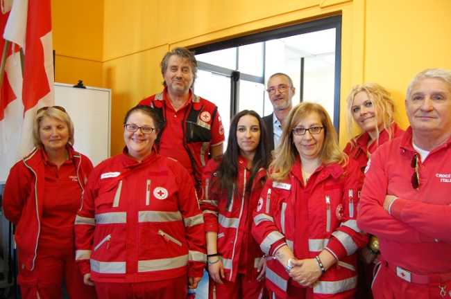 Arona cri Young copertina