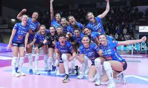 Igor braccia in alto