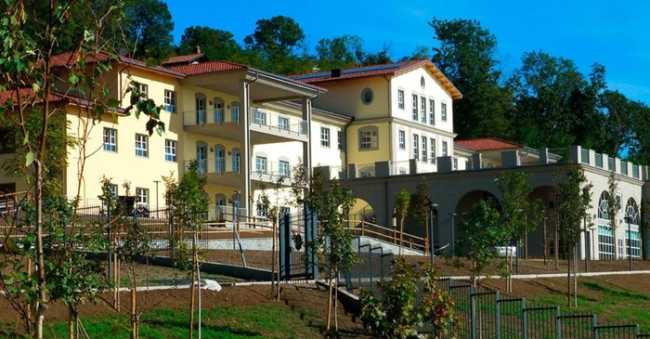 Nebbiuno villa cristina