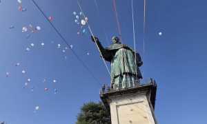 arona san carlo statua festa