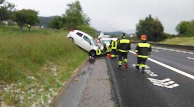 auto terrapieno vigili 2