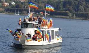 battello pace arrivo arona