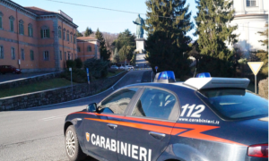 carabinieri arona auto sancarlone
