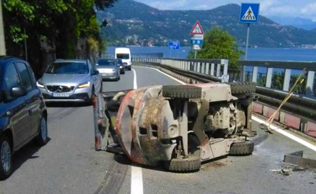 incidente arona lug 17