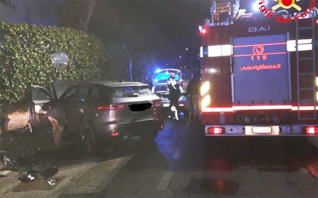 incidente tre auto castelleto