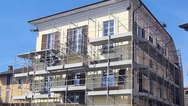 lesa manutenzione facciata municipio