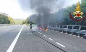 meina incendio auto 1