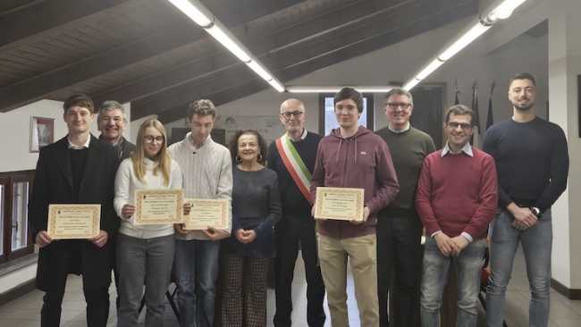 oleggio castello premi laurea