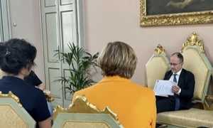 prefetto incontro studenti fermi arona