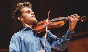 s anna violinista foto