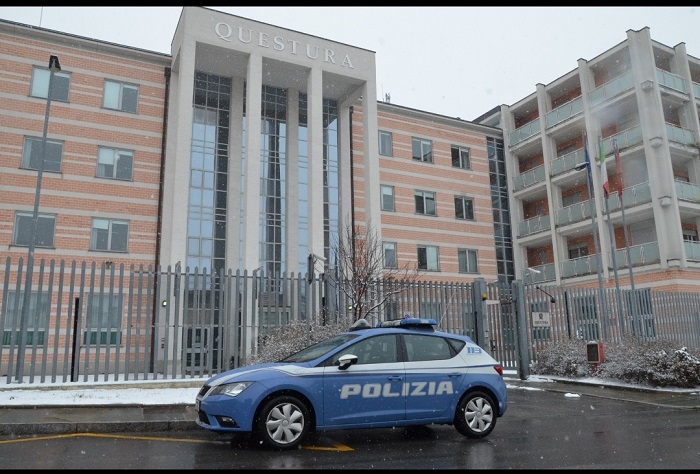 Egiziano condannato per tentato omicidio viene riaccompagnato alla frontiera