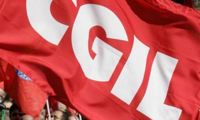 Licenziamenti in massa alla Sacal di Carisio: assemblea dei lavoratori