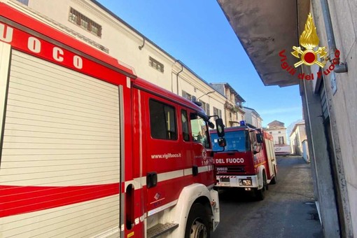 Incendio a Gaglianico: un uomo di 84 anni intossicato
