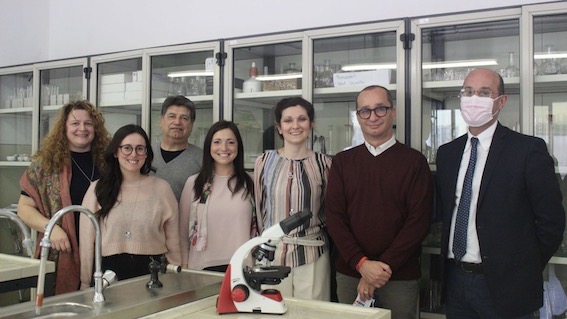 microscopio avis fermi