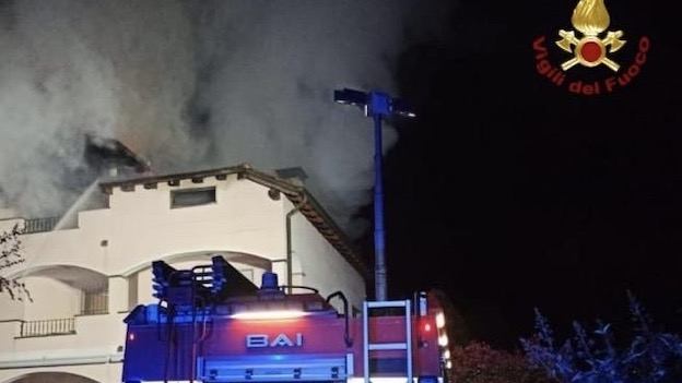 incendio oleggio castello 2