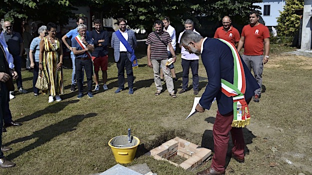 Invorio pietra asilo