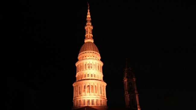 Giornata Internazionale dell’Epilessia: Novara si illumina di viola
